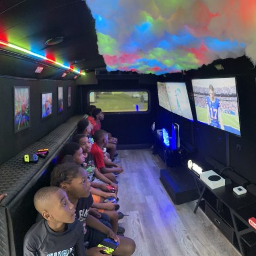 GameTime’s Game Bus Party - Tuscaloosa Game Truck